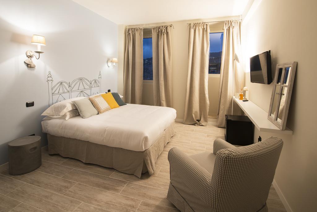 So&Leo Guest House Genoa Room photo