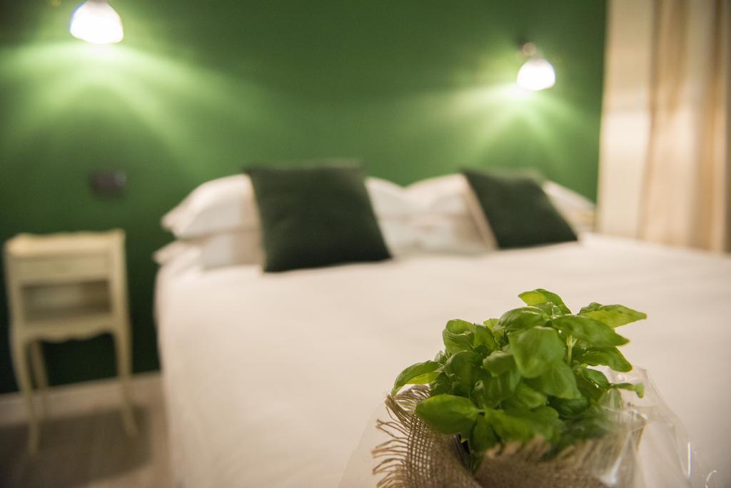 So&Leo Guest House Genoa Room photo