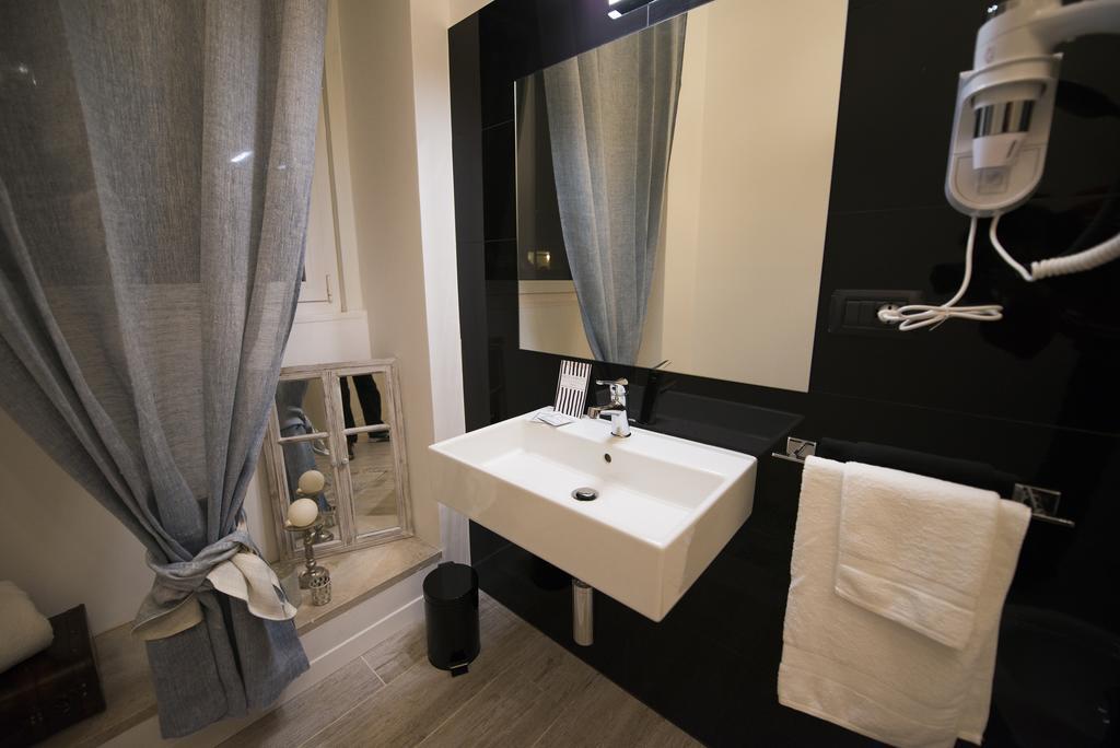 So&Leo Guest House Genoa Room photo